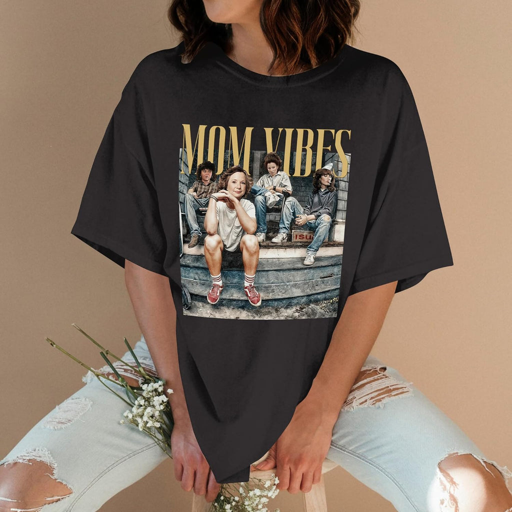 Mom Vibes Tshirt - Retro Mom Shirt - Mother's Day Shirts for Mom - Mama Vibes Tees - Gift for Mom